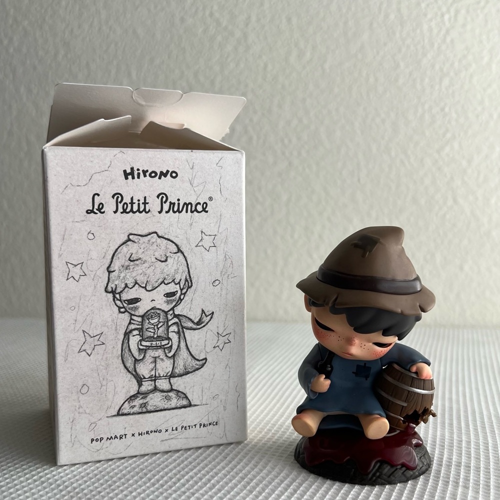 Hirono x Le Petit Prince: The Tippler